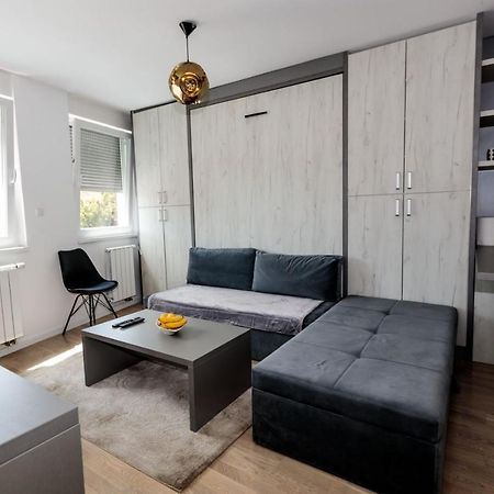 Apartman Skver 图兹拉 外观 照片