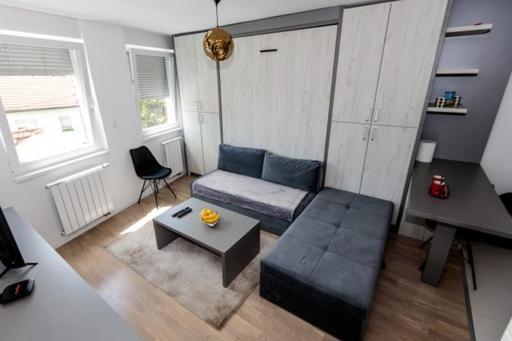 Apartman Skver 图兹拉 外观 照片